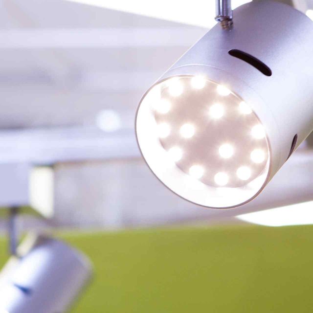 http://www.gsdelectricians.co.uk/wp-content/uploads/2018/09/gallery_projects_09-640x640.jpg